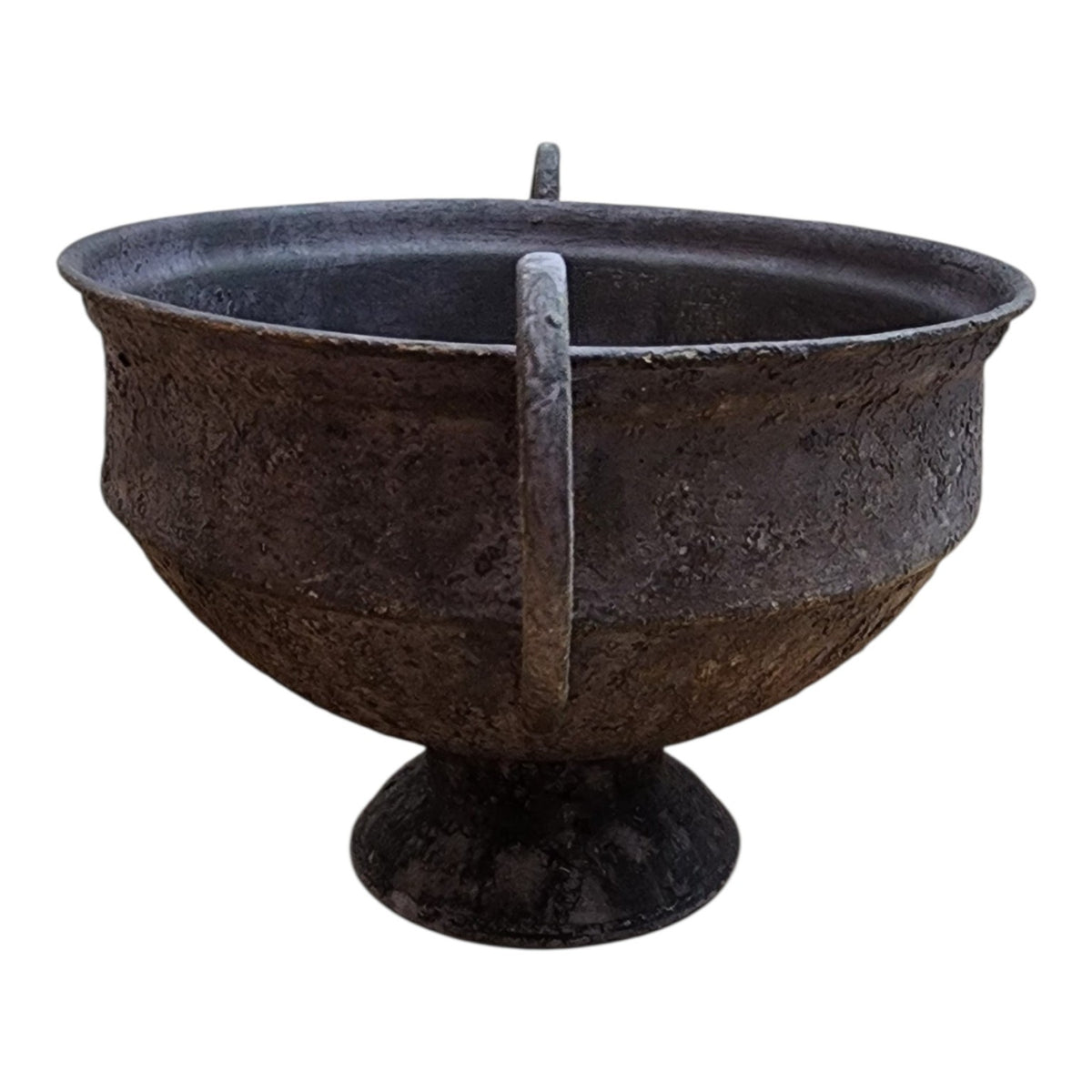 Aubergine metal urn, angled detail