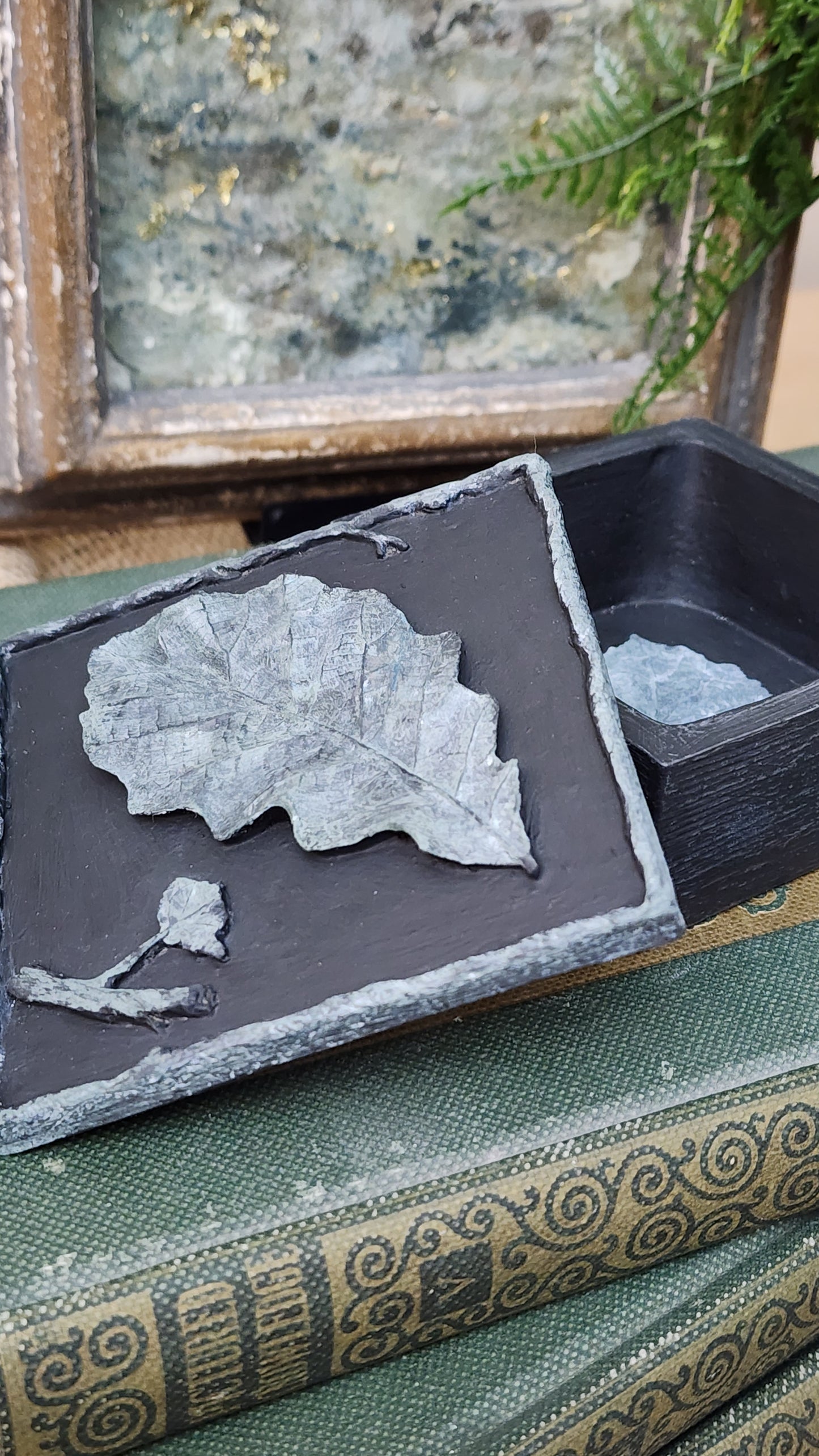 Pressed Botanical Relic Box 2 – Handcrafted Textural Leaf Art