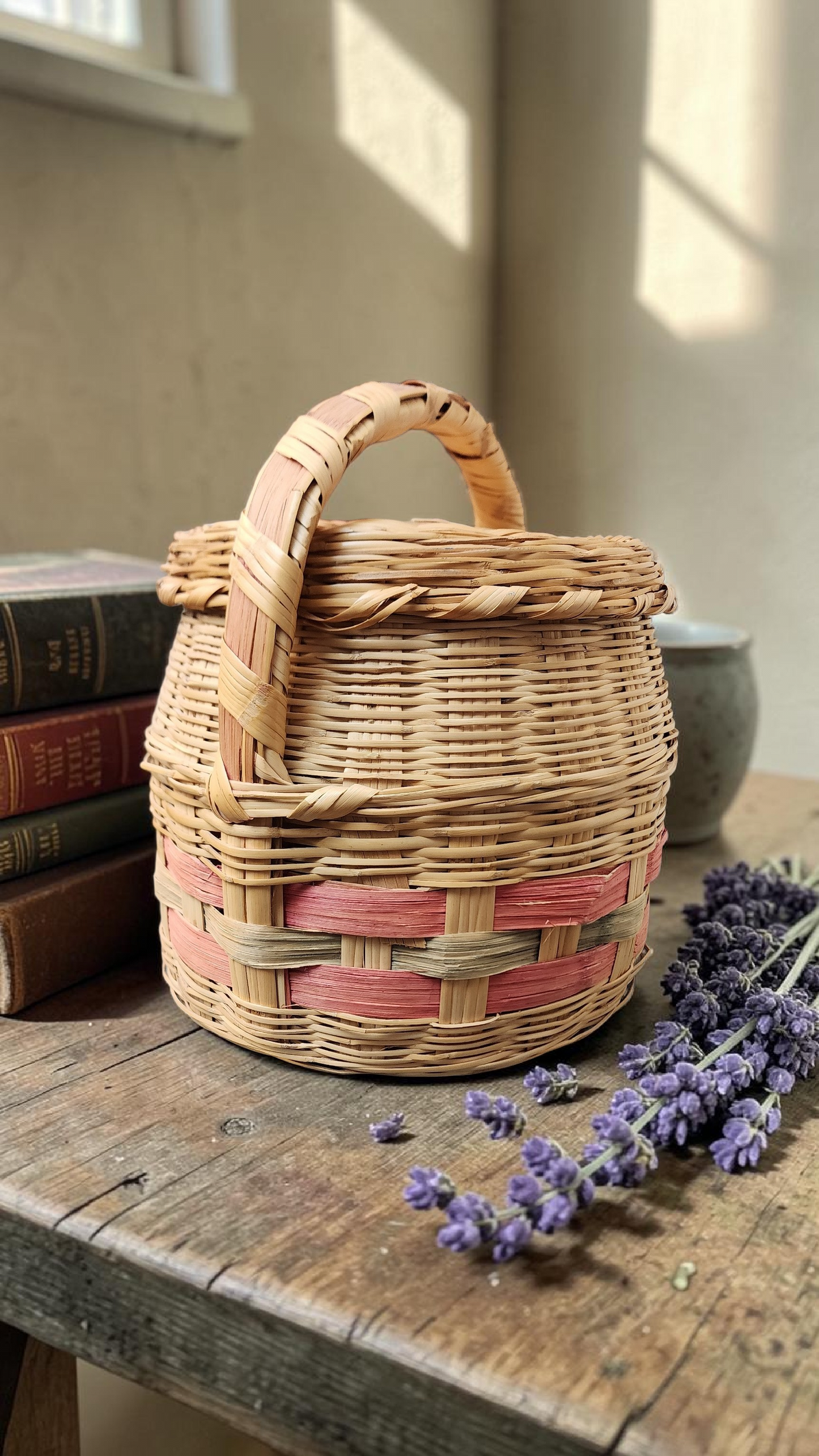 Vintage Handwoven Wicker Basket with Lid & Handle | Cottage Farmhouse Storage