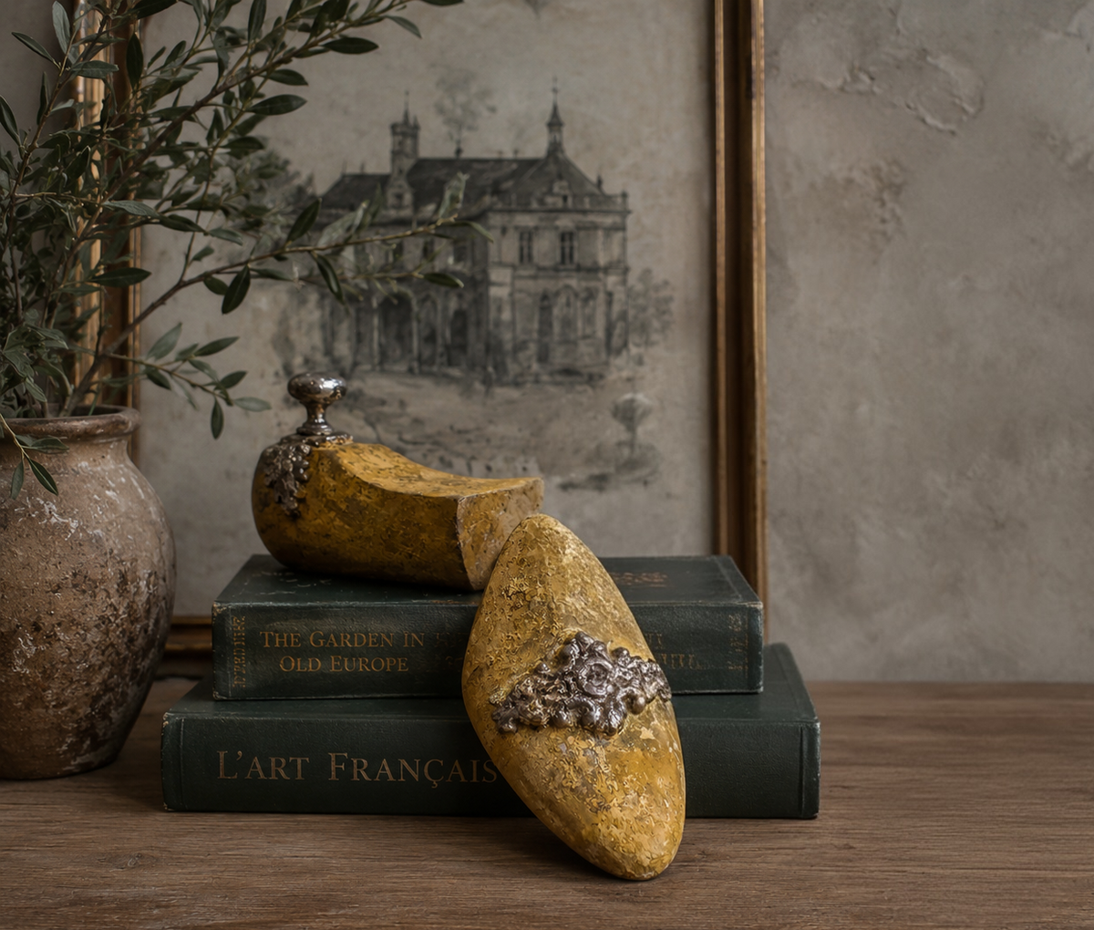 Golden Ochre Timeworn Architectural Shoe Mould